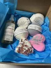 Load image into Gallery viewer, Shower bath gift set
