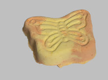 Load image into Gallery viewer, Butterfly bath bomb
